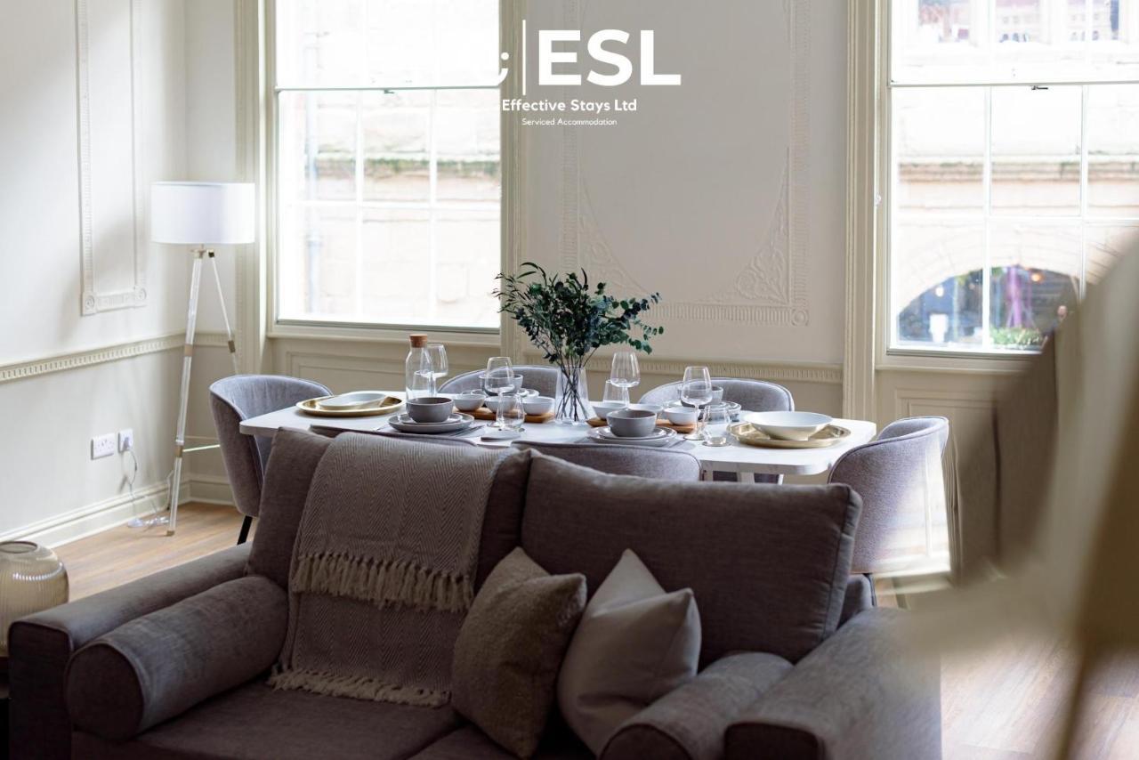 Most Central Luxury Grade 2 Listed Apartment Overlooking Shrewsbury Square - Free Parking Buitenkant foto