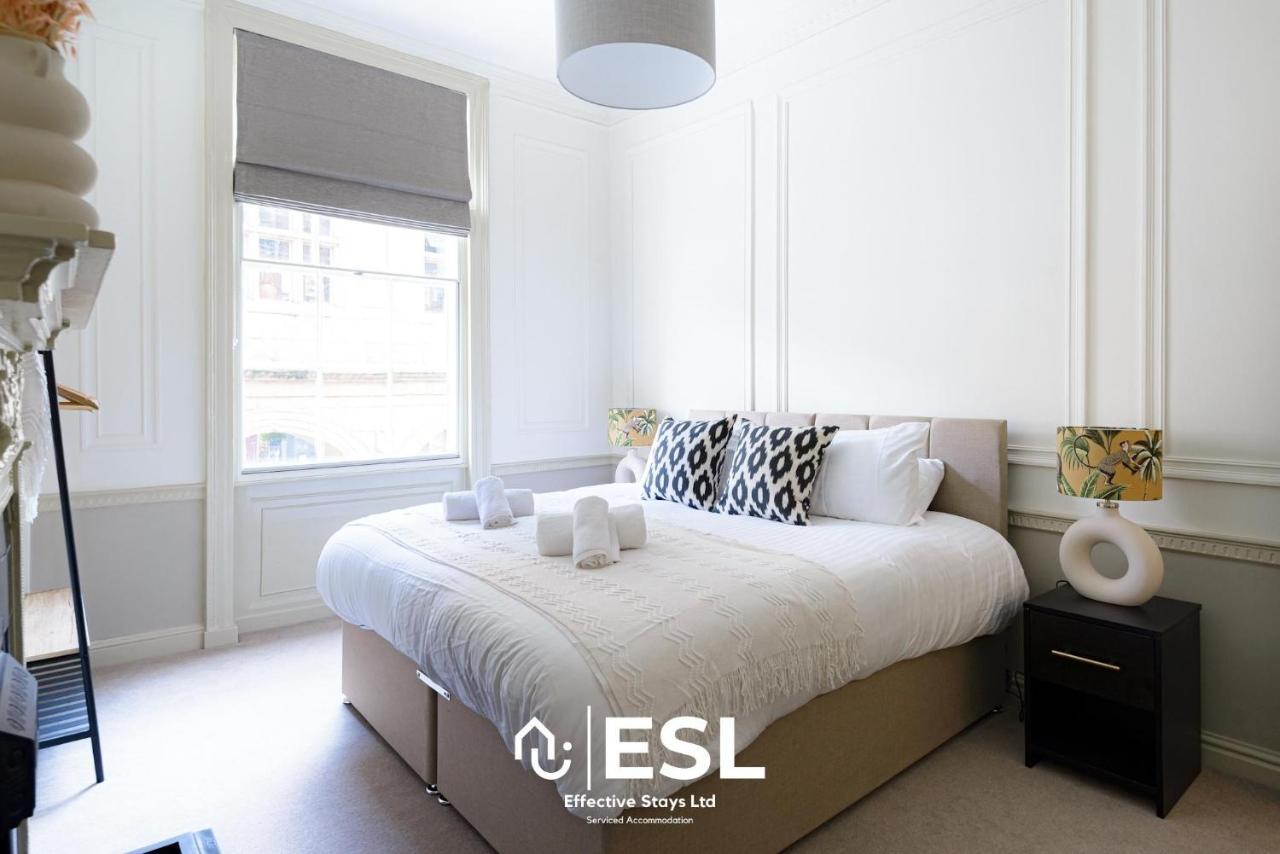 Most Central Luxury Grade 2 Listed Apartment Overlooking Shrewsbury Square - Free Parking Buitenkant foto