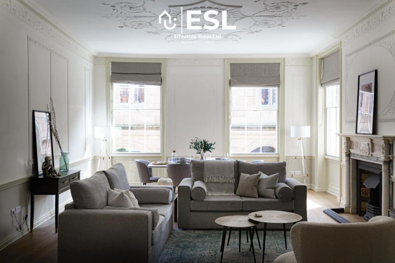 Most Central Luxury Grade 2 Listed Apartment Overlooking Shrewsbury Square - Free Parking Buitenkant foto
