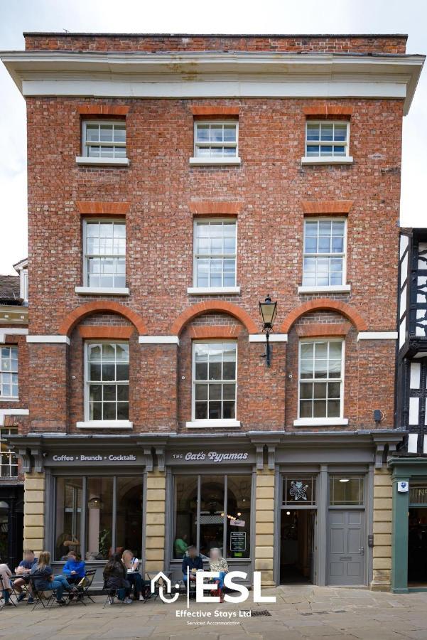 Most Central Luxury Grade 2 Listed Apartment Overlooking Shrewsbury Square - Free Parking Buitenkant foto