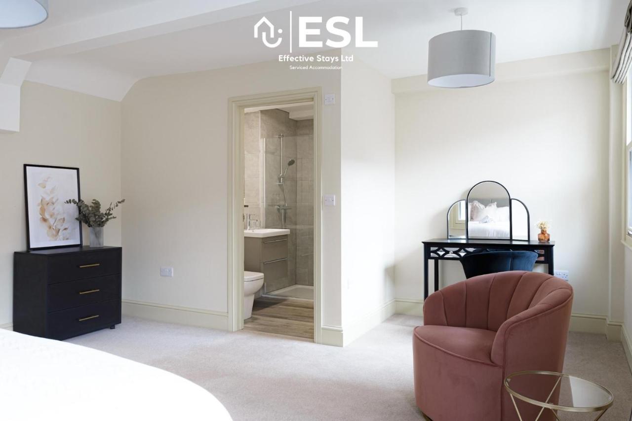 Most Central Luxury Grade 2 Listed Apartment Overlooking Shrewsbury Square - Free Parking Buitenkant foto